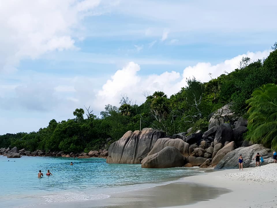 Anse Georgette et ses enrochements 